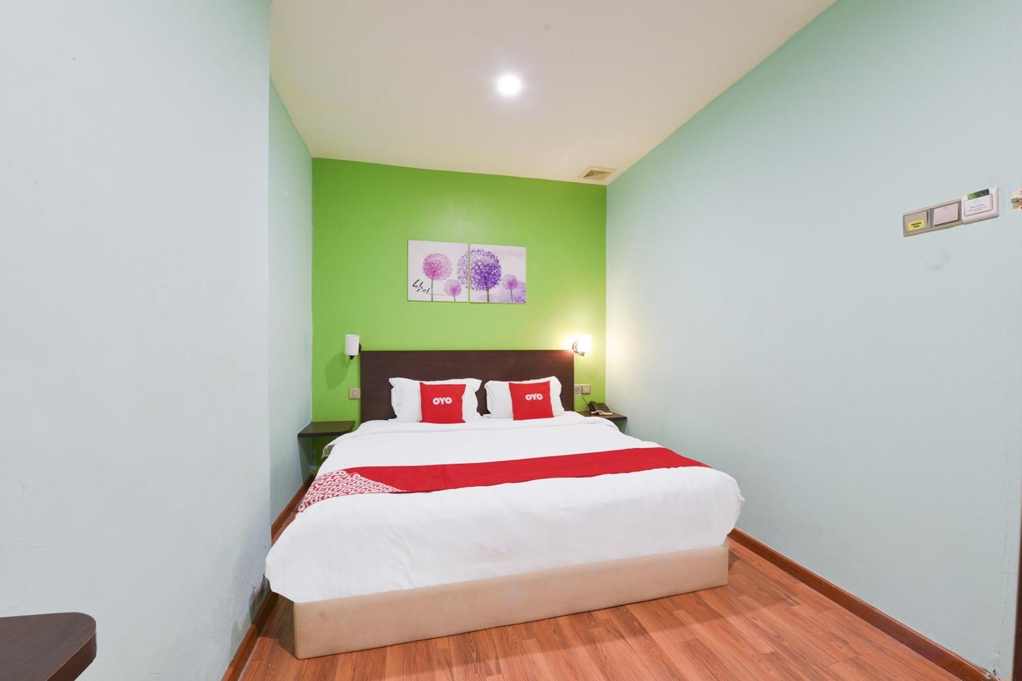 Hotel O G Home Hotel, Kota Bharu, Kelantan. Екстериор снимка