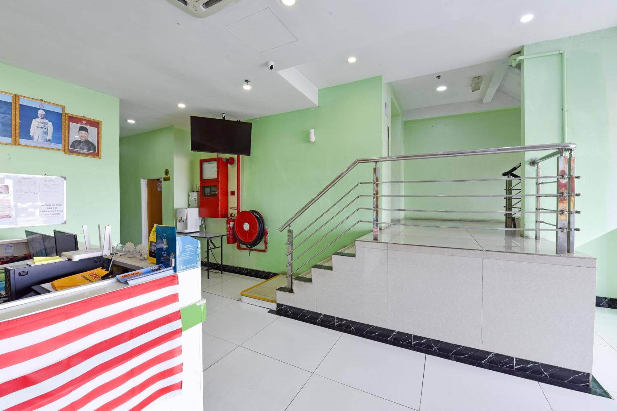 Hotel O G Home Hotel, Kota Bharu, Kelantan. Екстериор снимка
