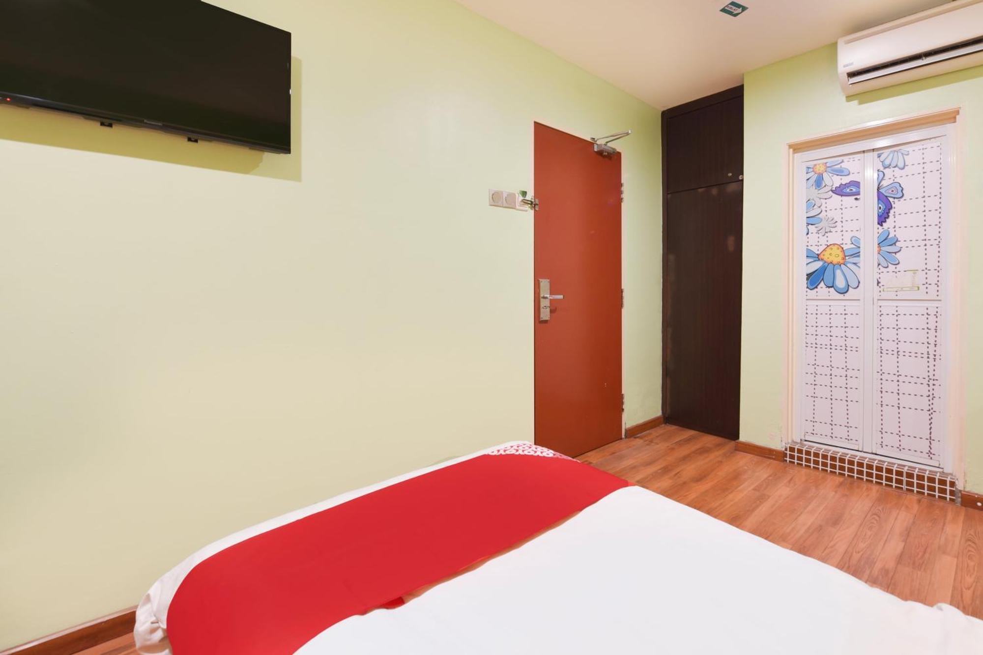 Hotel O G Home Hotel, Kota Bharu, Kelantan. Екстериор снимка