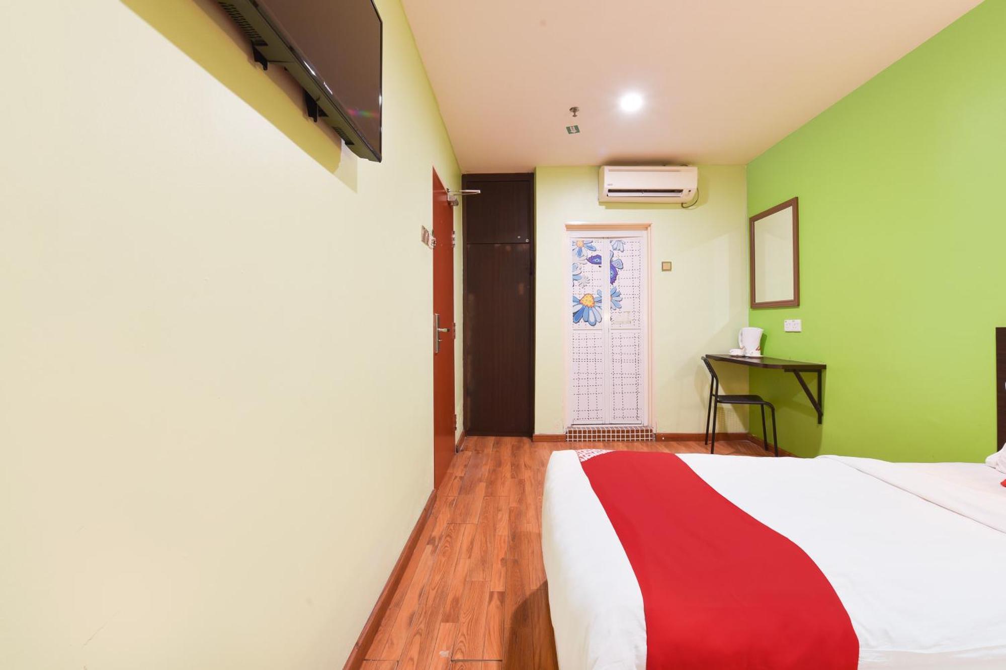 Hotel O G Home Hotel, Kota Bharu, Kelantan. Екстериор снимка