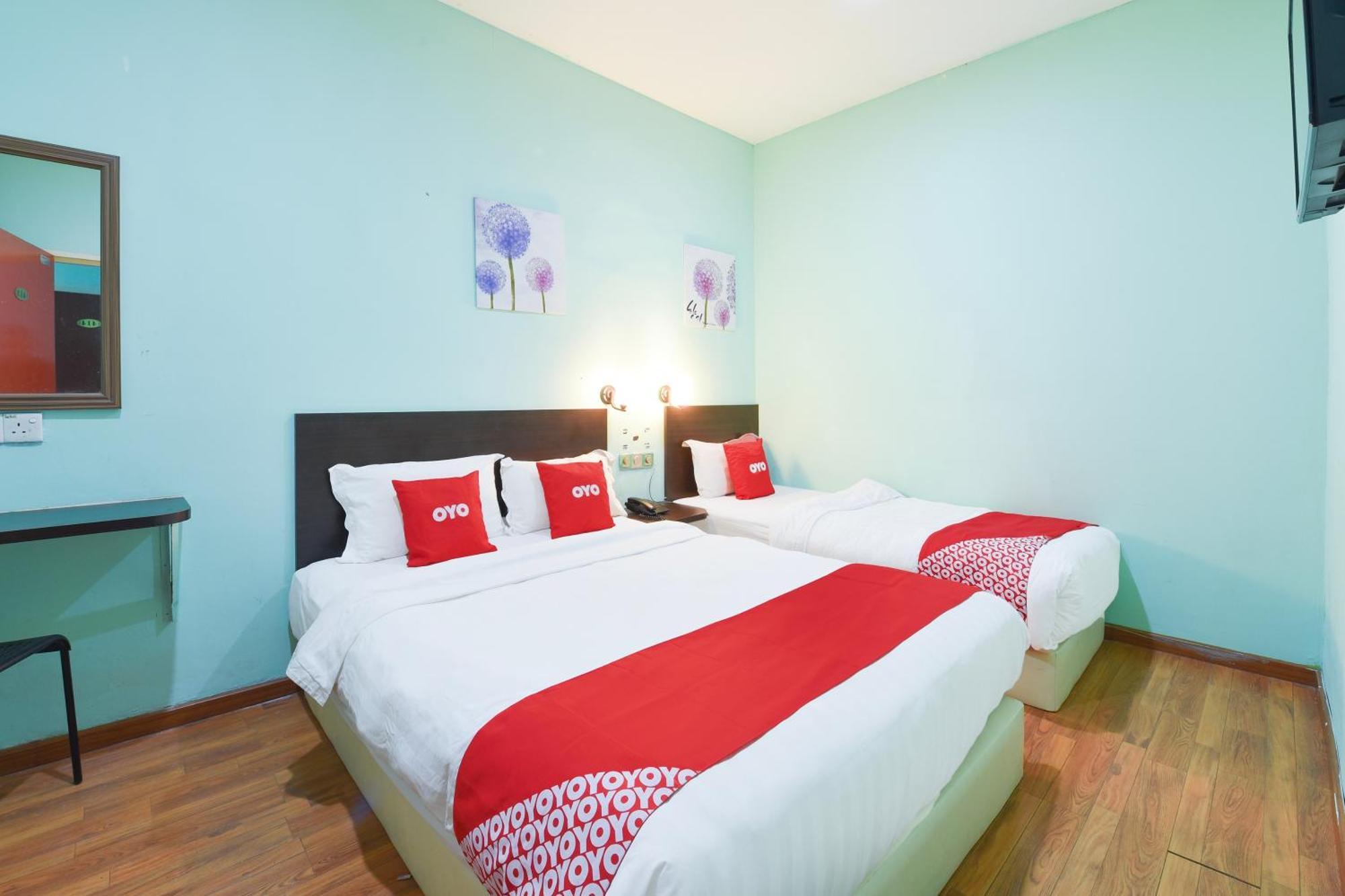 Hotel O G Home Hotel, Kota Bharu, Kelantan. Екстериор снимка