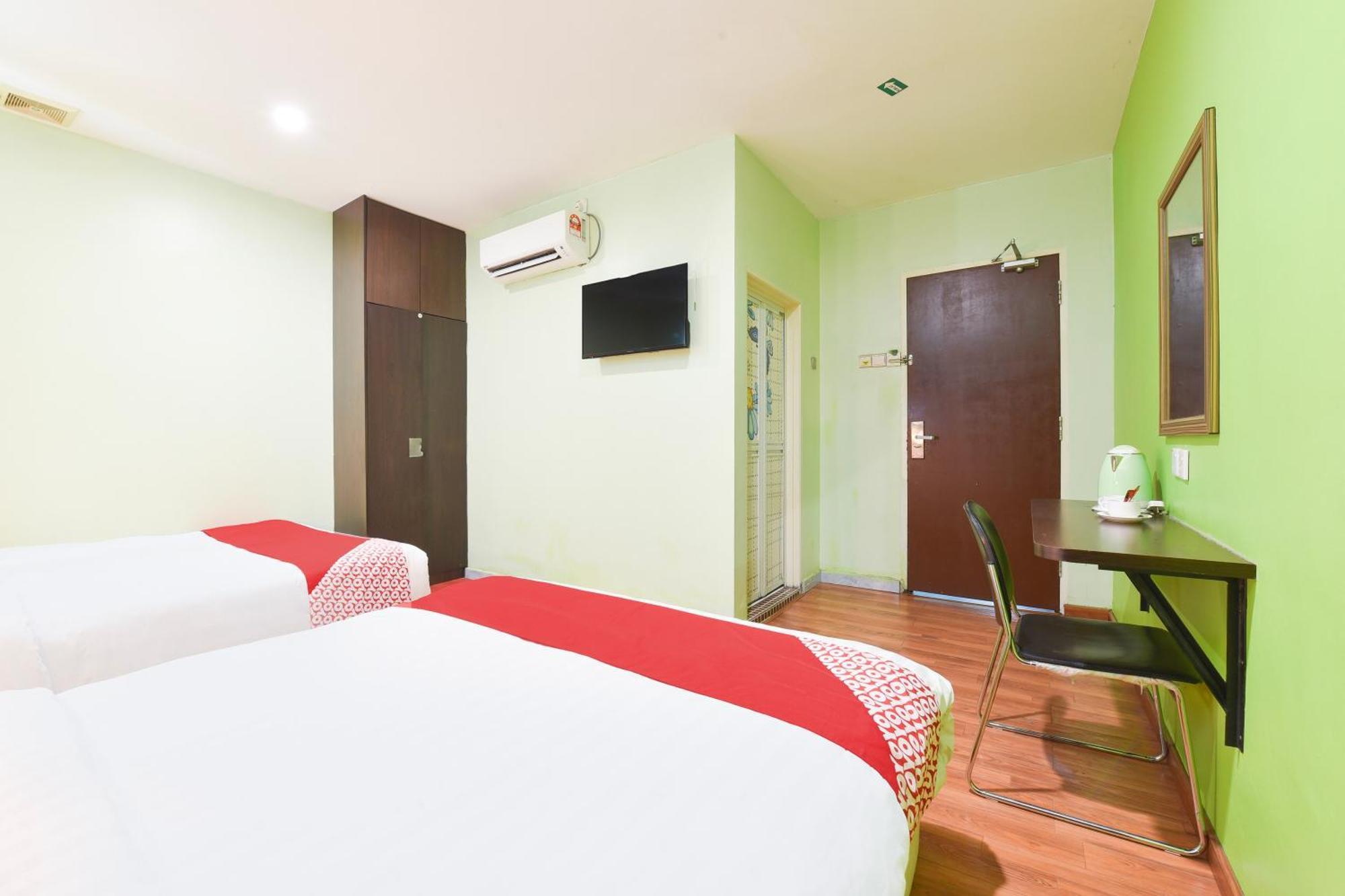 Hotel O G Home Hotel, Kota Bharu, Kelantan. Екстериор снимка