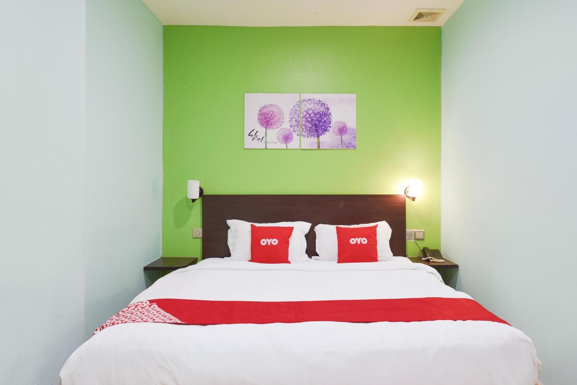Hotel O G Home Hotel, Kota Bharu, Kelantan. Екстериор снимка